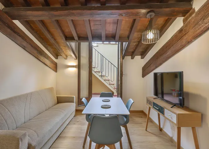 Palazzo Borghese Apartment With Panoramic Terrace